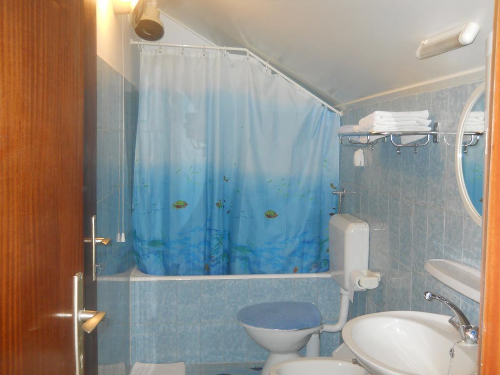 Apartments Ada Novak Хвар Номер фото