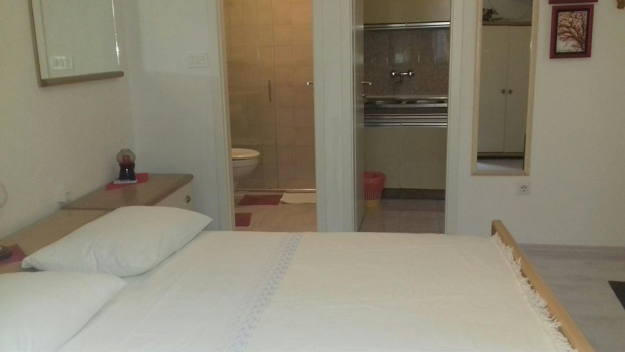 Apartments Ada Novak Хвар Экстерьер фото