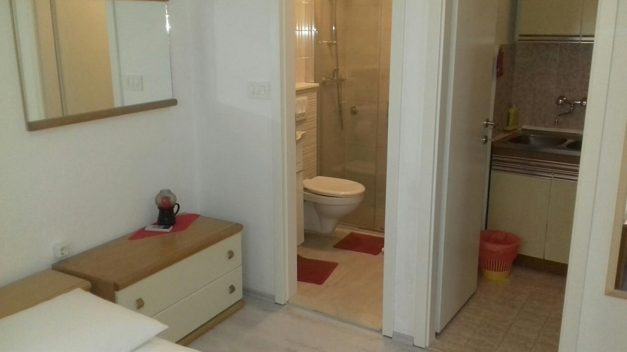 Apartments Ada Novak Хвар Экстерьер фото